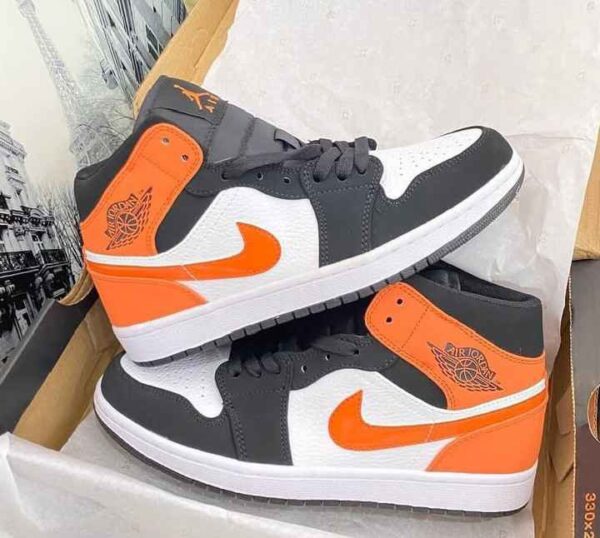 Air Jordan 1 Mid SE "Shattered Backboard